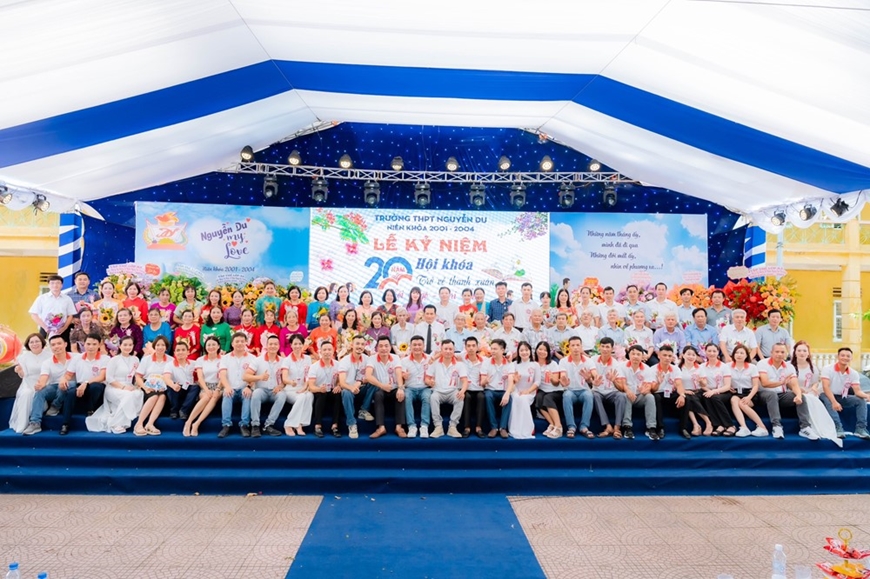 kỷ niệm 20 năm ngày ra trường - Background hội khóa 20 năm ngày ra trường - tổ chức sự kiện Hải Phòng